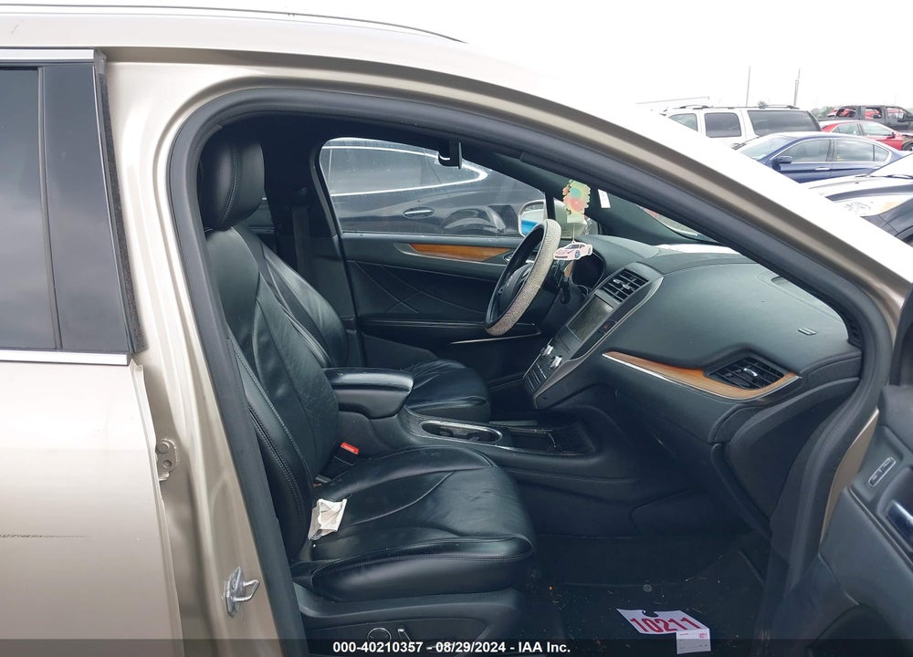 2015 LINCOLN MKC VIN: 5LMTJ2AH8FUJ41595