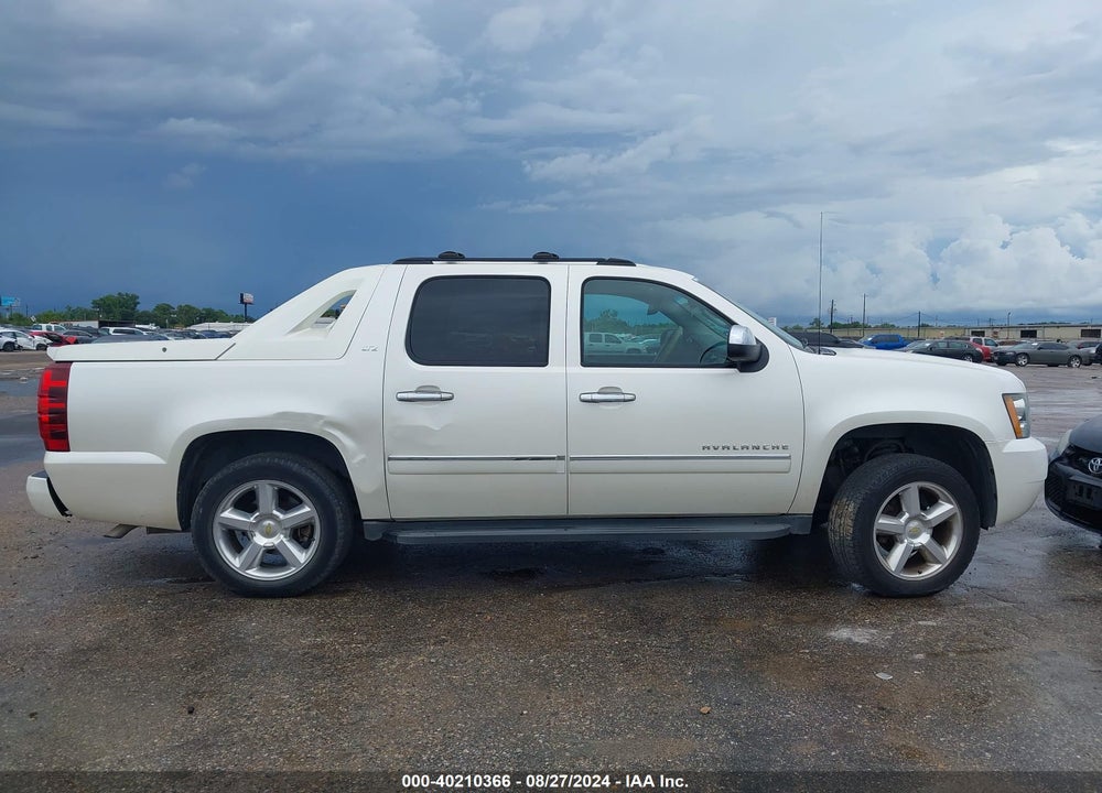 2012 CHEVROLET AVALANCHE 1500 LTZ VIN: 3GNMCGE01CG290878