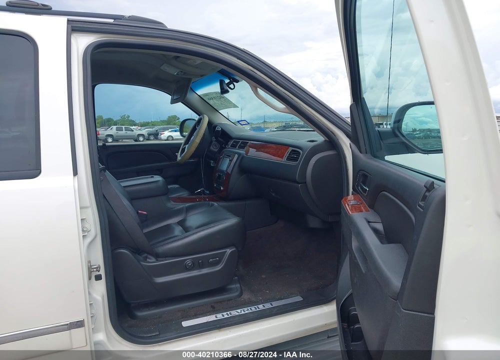 2012 CHEVROLET AVALANCHE 1500 LTZ VIN: 3GNMCGE01CG290878