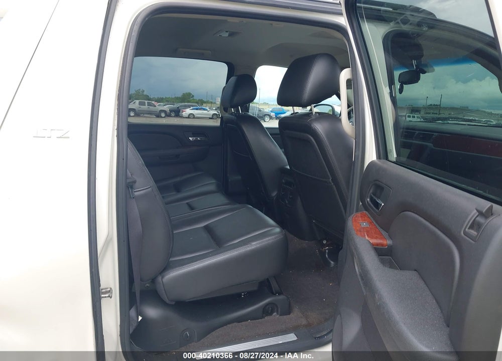 2012 CHEVROLET AVALANCHE 1500 LTZ VIN: 3GNMCGE01CG290878
