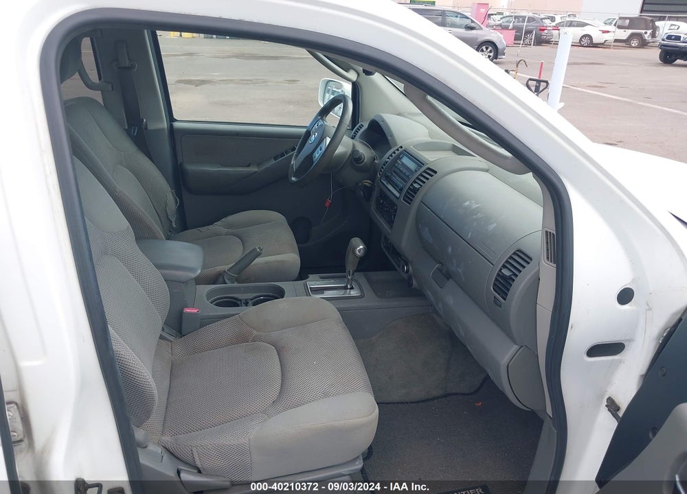 2005 NISSAN FRONTIER LE VIN: 1N6AD07W45C431432