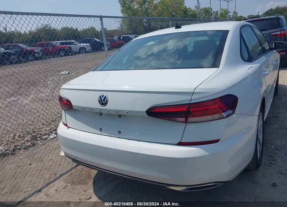 2021 VOLKSWAGEN PASSAT VIN: 1VWAA7A33MC017797