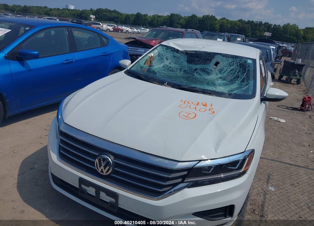 2021 VOLKSWAGEN PASSAT VIN: 1VWAA7A33MC017797