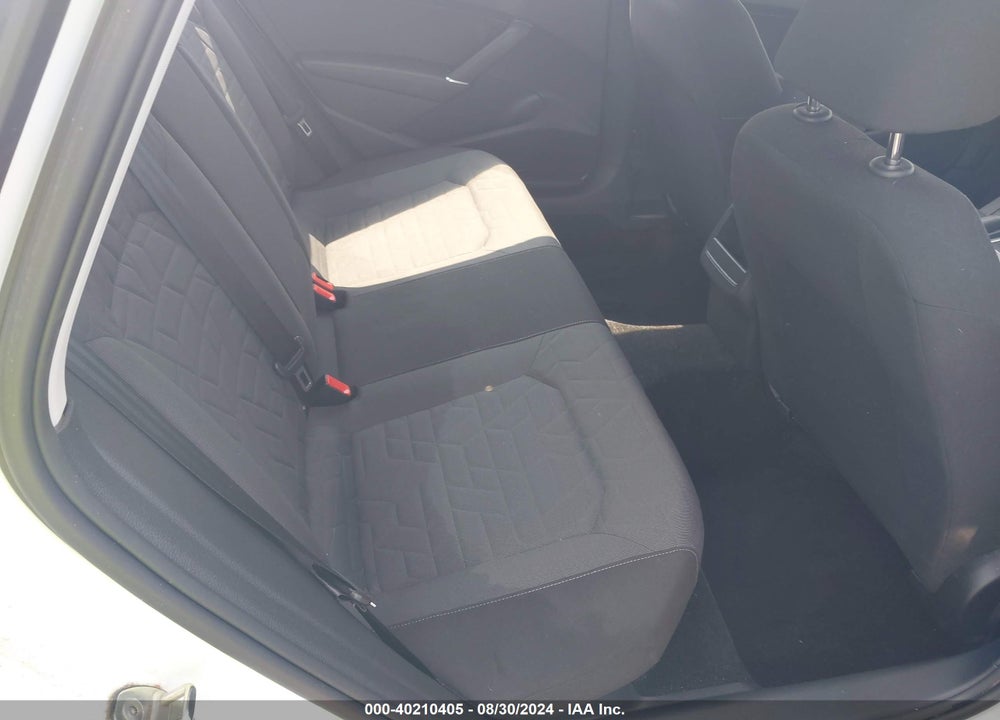 2021 VOLKSWAGEN PASSAT VIN: 1VWAA7A33MC017797