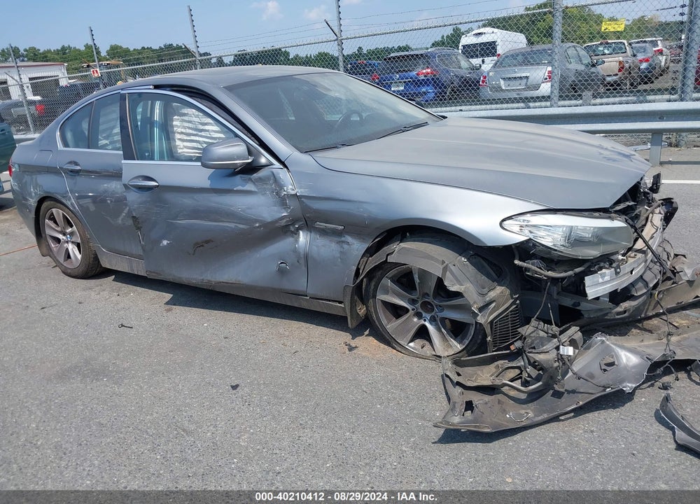 2011 BMW 528I VIN: WBAFR1C50BC746833