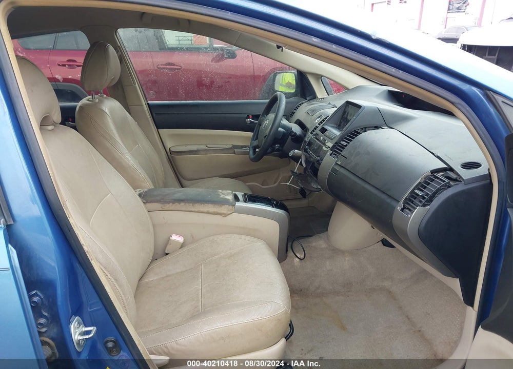 2005 TOYOTA PRIUS VIN: JTDKB20U157051555