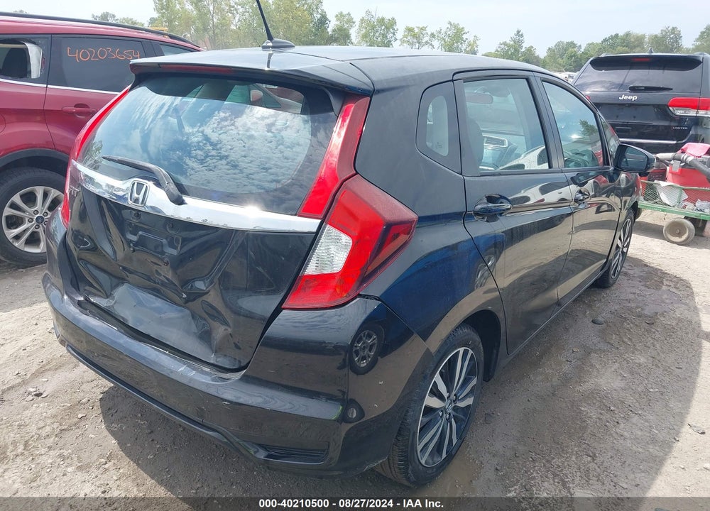 2018 HONDA FIT EX VIN: 3HGGK5H83JM712115