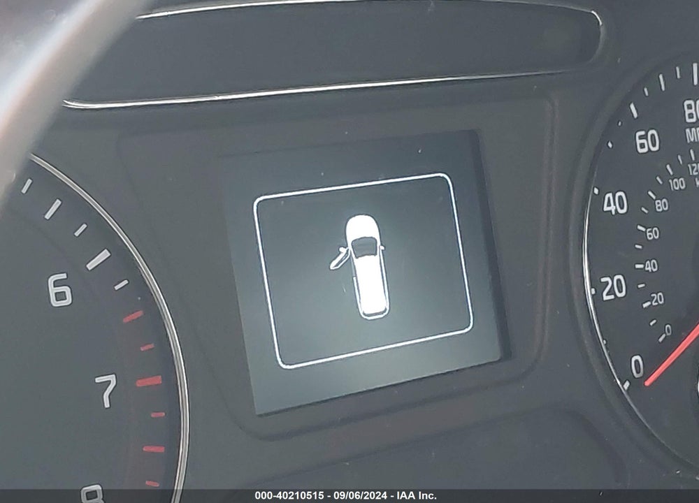 2018 KIA SORENTO 2.4L L VIN: 5XYPG4A33JG428229