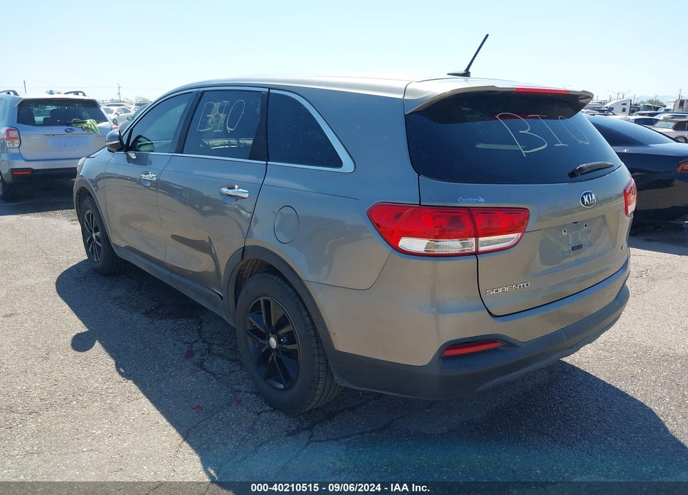 2018 KIA SORENTO 2.4L L VIN: 5XYPG4A33JG428229