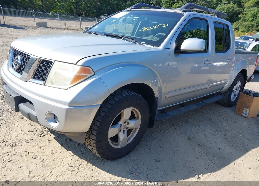 2005 NISSAN FRONTIER LE VIN: 1N6AD07W15C457034
