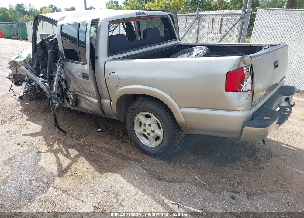 2004 CHEVROLET S-10 LS VIN: 1GCDT13X74K111744
