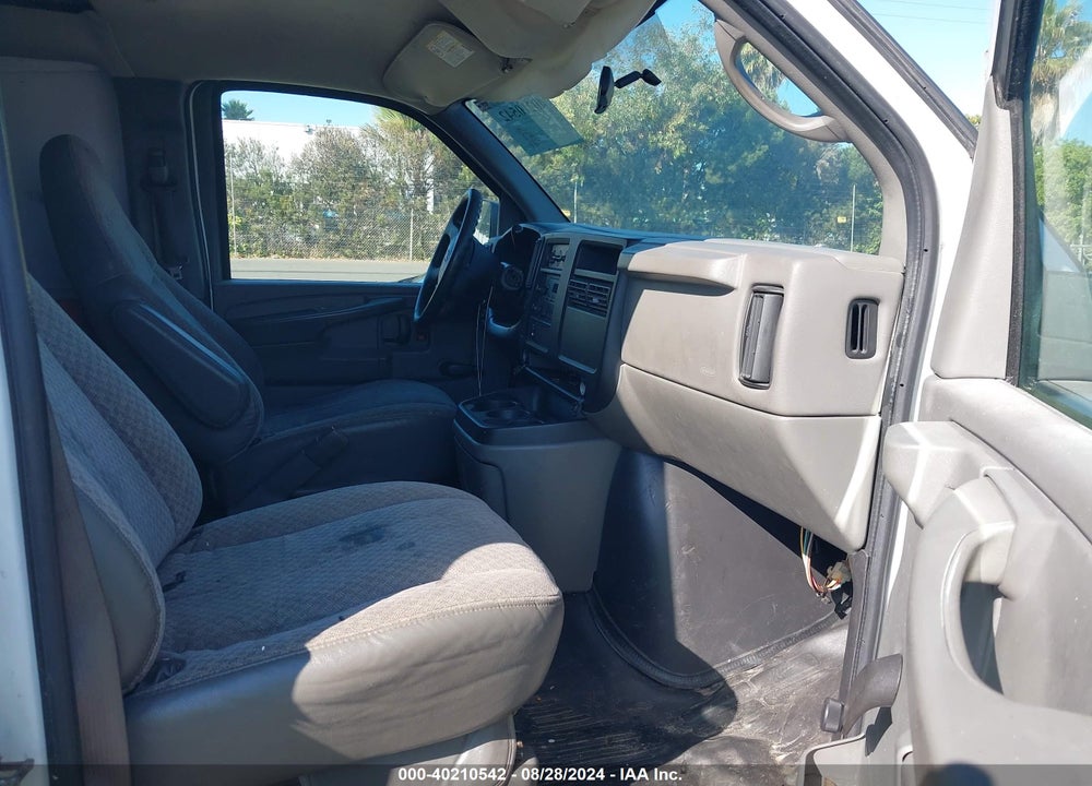 2007 CHEVROLET EXPRESS WORK VAN VIN: 1GCGG25V671172810