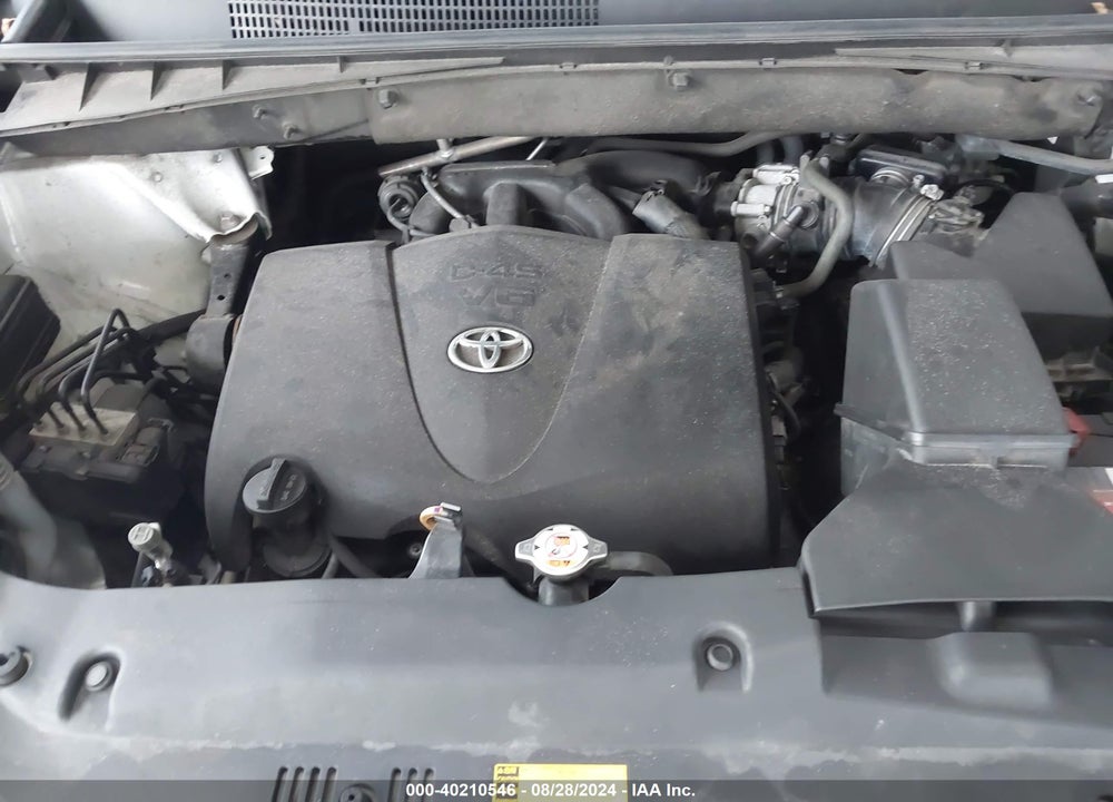 2019 TOYOTA HIGHLANDER XLE VIN: 5TDKZRFHXKS563024