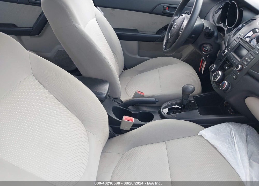 2010 KIA FORTE EX VIN: KNAFU4A23A5110984