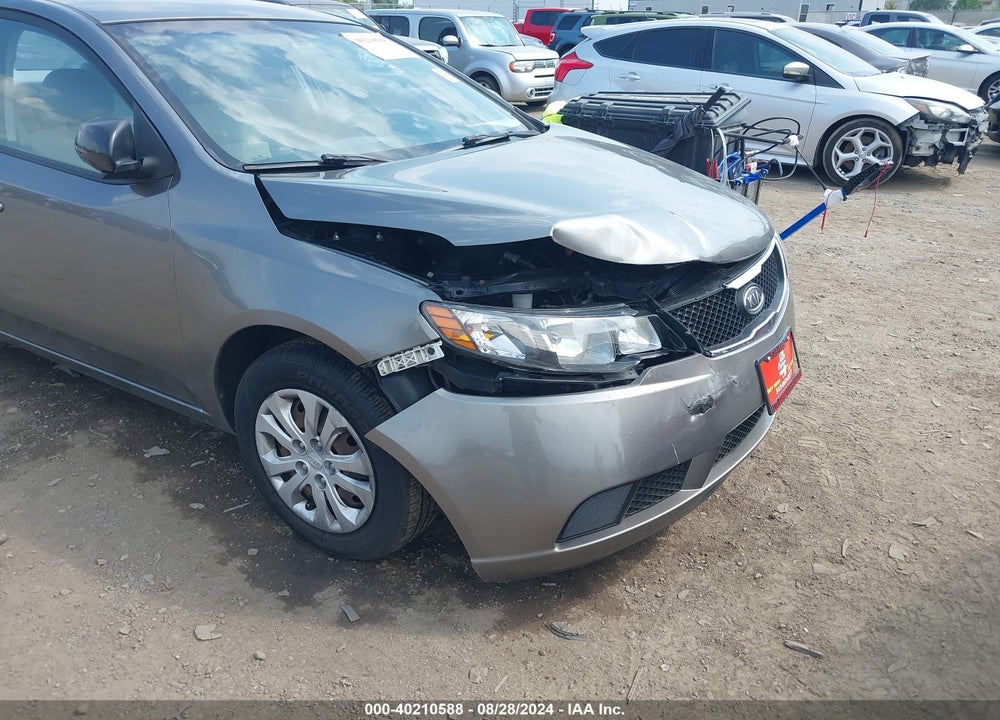 2010 KIA FORTE EX VIN: KNAFU4A23A5110984