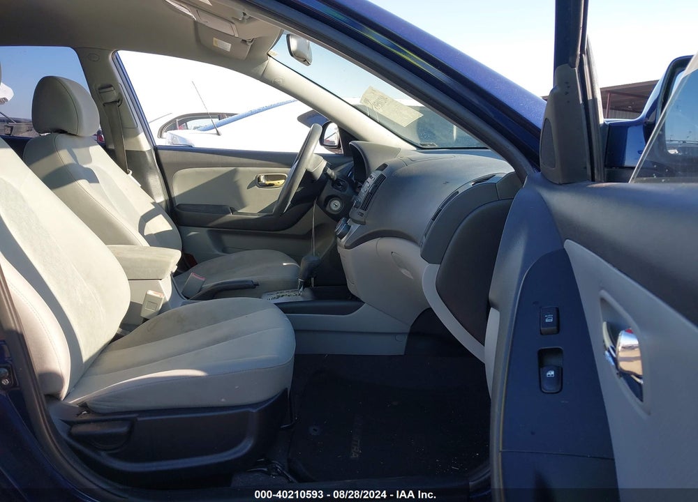 2010 HYUNDAI ELANTRA GLS VIN: KMHDU4AD8AU955004
