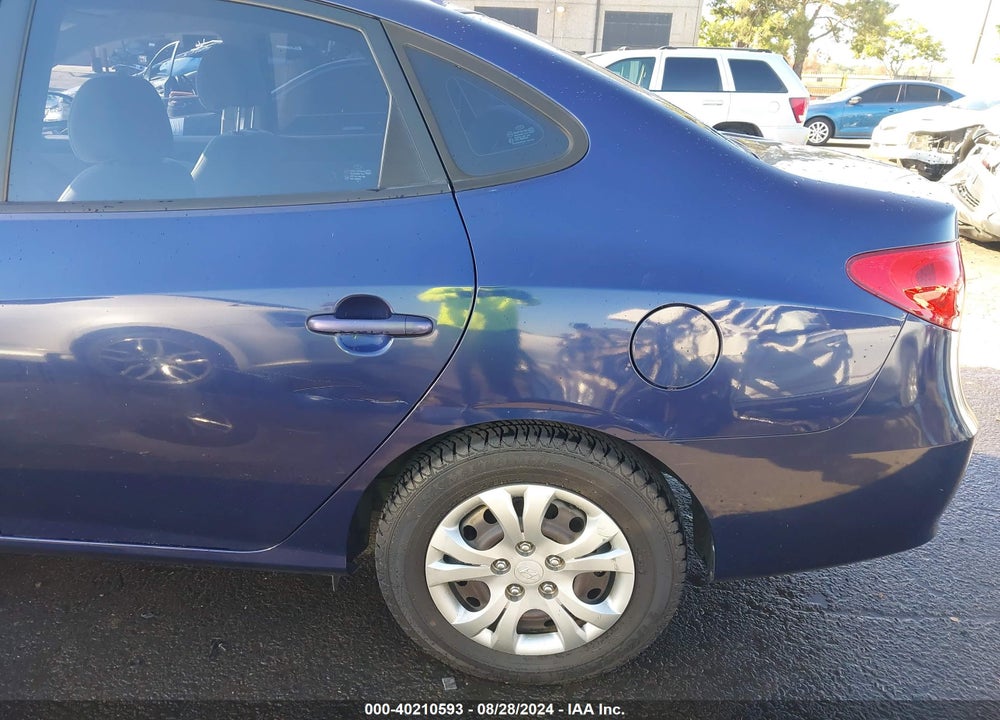 2010 HYUNDAI ELANTRA GLS VIN: KMHDU4AD8AU955004