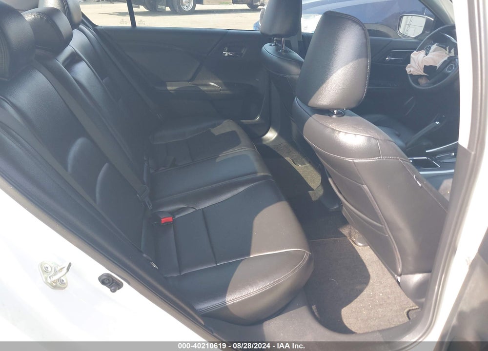 2015 HONDA ACCORD SPORT VIN: 1HGCR2F50FA050175