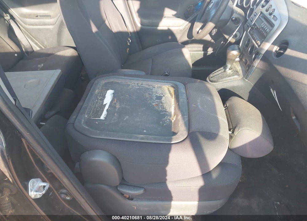 2005 PONTIAC VIBE VIN: 5Y2SL638X5Z477932