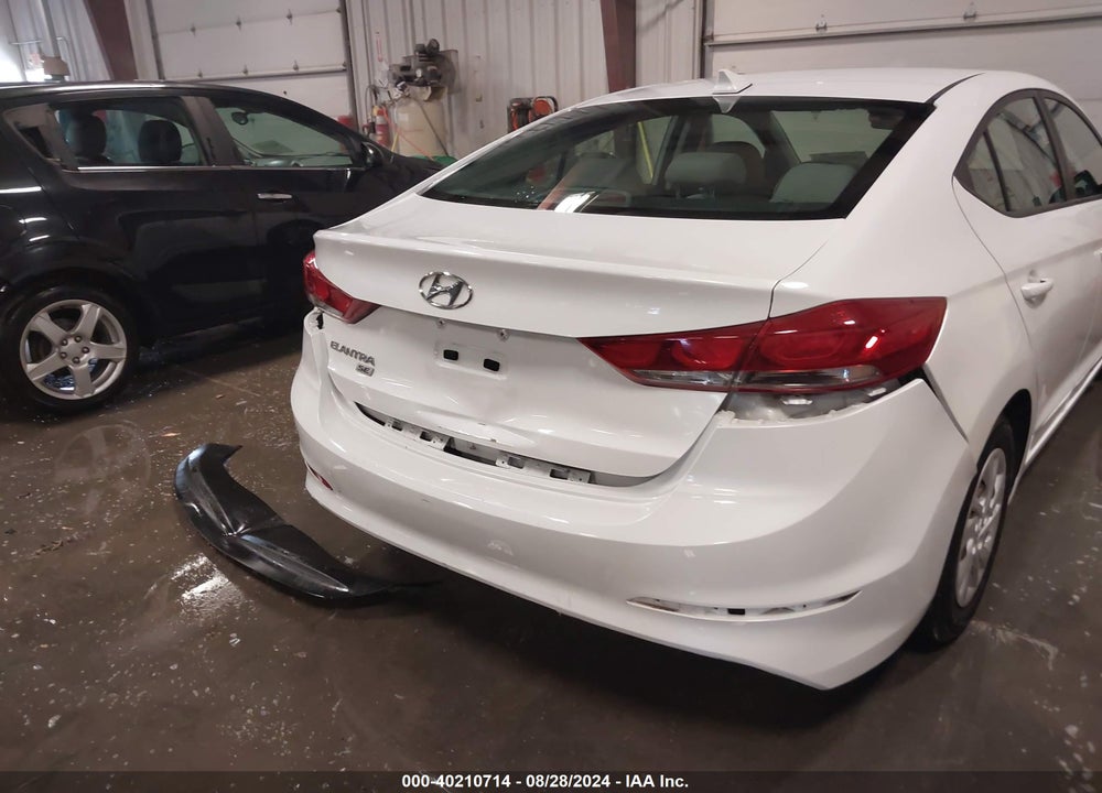 2017 HYUNDAI ELANTRA SE VIN: 5NPD74LF9HH208610
