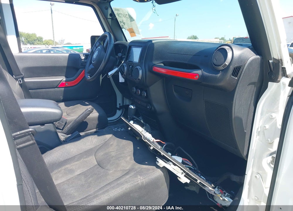 2017 JEEP WRANGLER UNLIMITED SPORT 4X4 VIN: 1C4BJWDG7HL738808