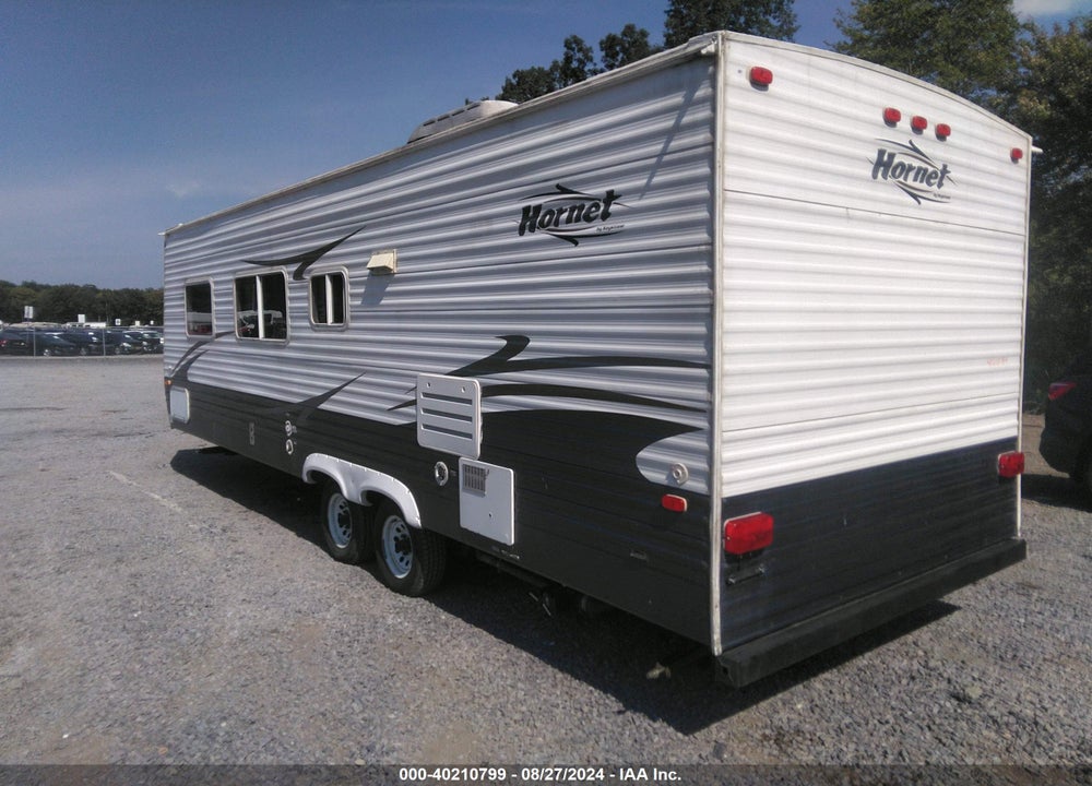 2007 HORNET TRAVEL TRAILER, 27 FT LONG, NO SLD VIN: 4YDT27B2577200188