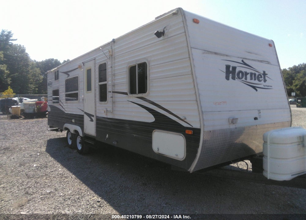 2007 HORNET TRAVEL TRAILER, 27 FT LONG, NO SLD VIN: 4YDT27B2577200188