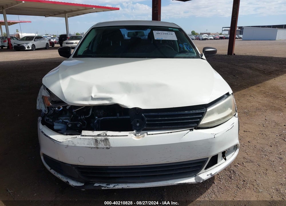 2014 VOLKSWAGEN JETTA 2.0L S VIN: 3VW2K7AJ0EM209310