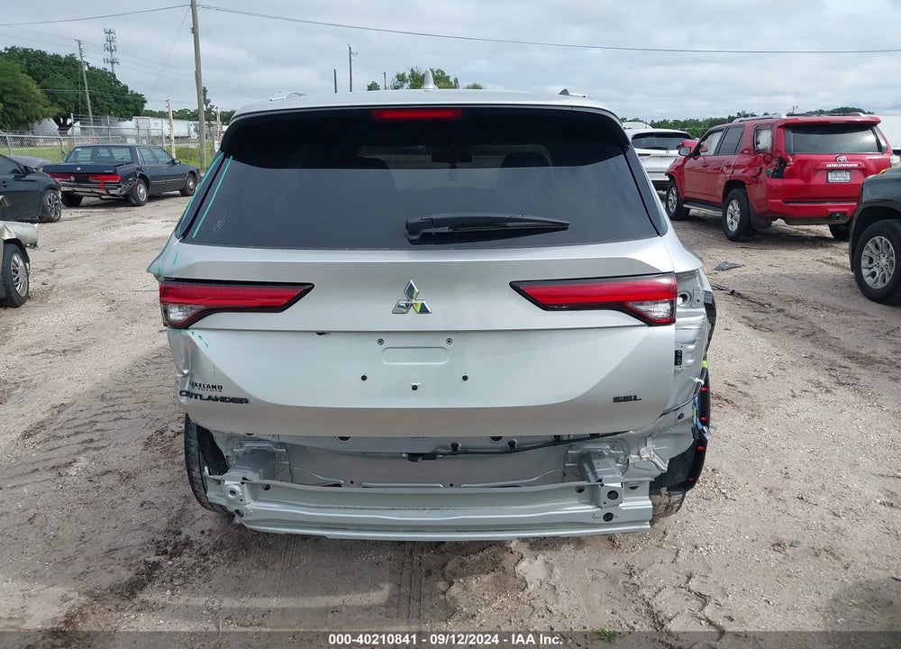 2022 MITSUBISHI OUTLANDER SEL 2.5 2WD/SEL SPECIAL EDITION 2WD VIN: JA4J3VA80NZ085643