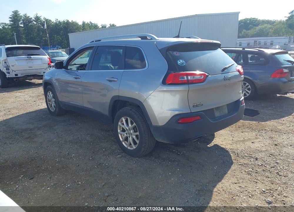 2017 JEEP CHEROKEE LATITUDE 4X4 VIN: 1C4PJMCB5HW520638