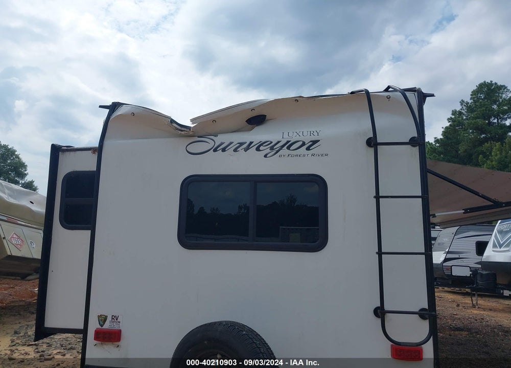 2019 FOREST RIVER SURVEYOR 33KFKDS VIN: 4X4TSVJ2XKL036844