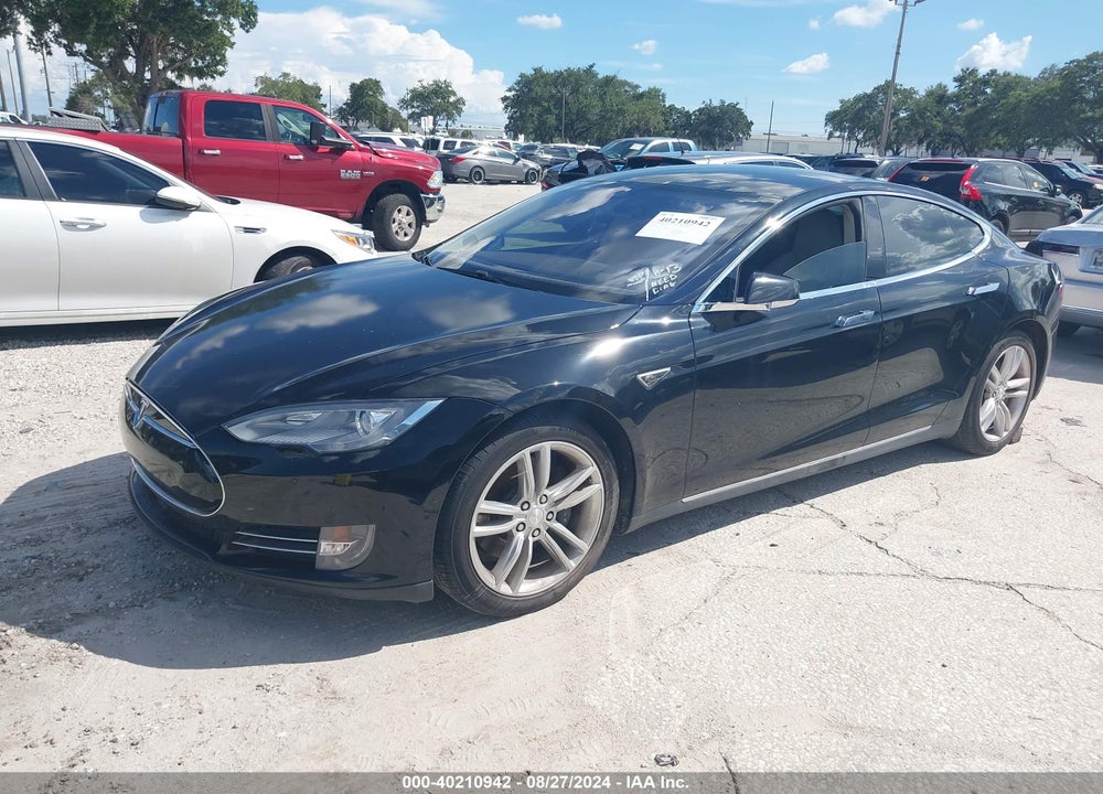 2014 TESLA MODEL S P85 VIN: 5YJSA1H12EFP62182