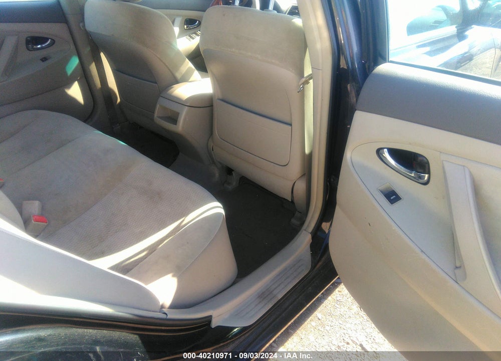 2011 TOYOTA CAMRY LE VIN: 4T1BF3EK4BU695884
