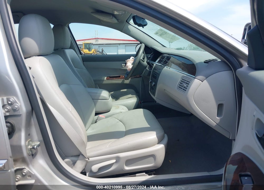 2008 BUICK LACROSSE CXL VIN: 2G4WD582681278639