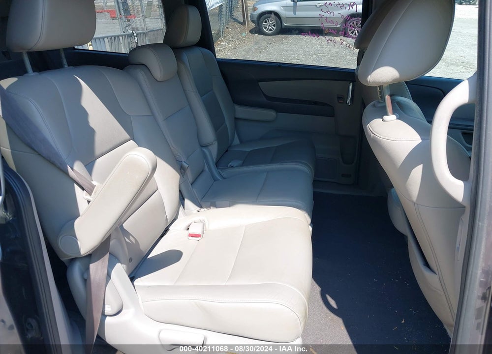 2015 HONDA ODYSSEY EX-L VIN: 5FNRL5H60FB095805