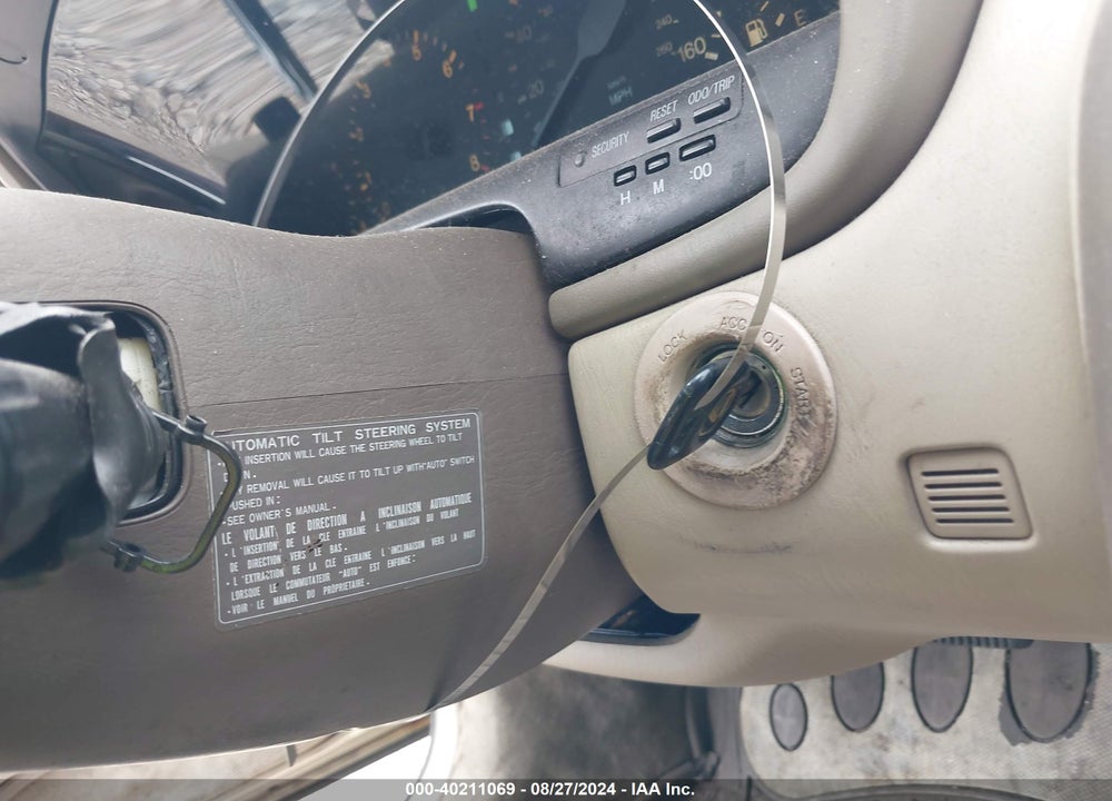 1993 LEXUS SC 300 VIN: JT8JZ31C0P0011674