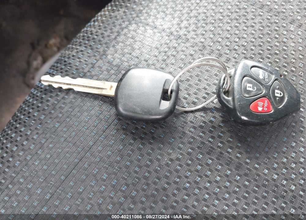 2010 TOYOTA COROLLA S VIN: 2T1BU4EE1AC441846
