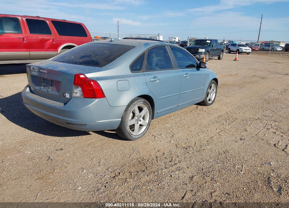2008 VOLVO S40 2.4I VIN: YV1MS390282385748