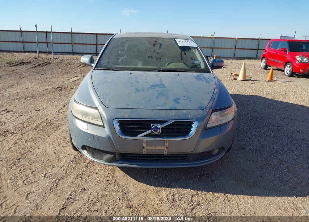 2008 VOLVO S40 2.4I VIN: YV1MS390282385748