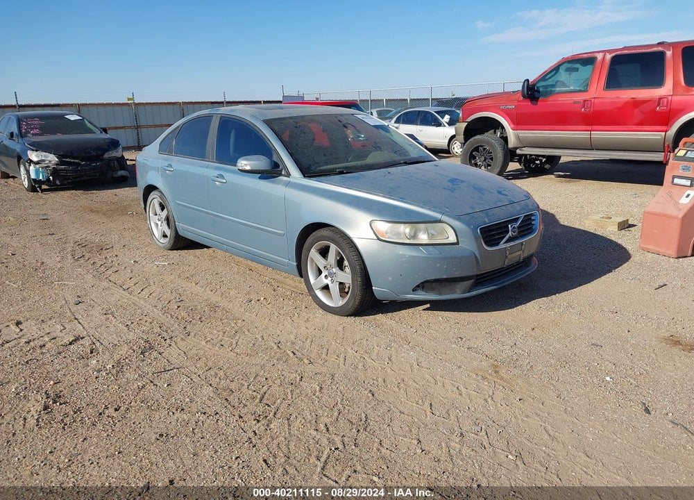 2008 VOLVO S40 2.4I VIN: YV1MS390282385748