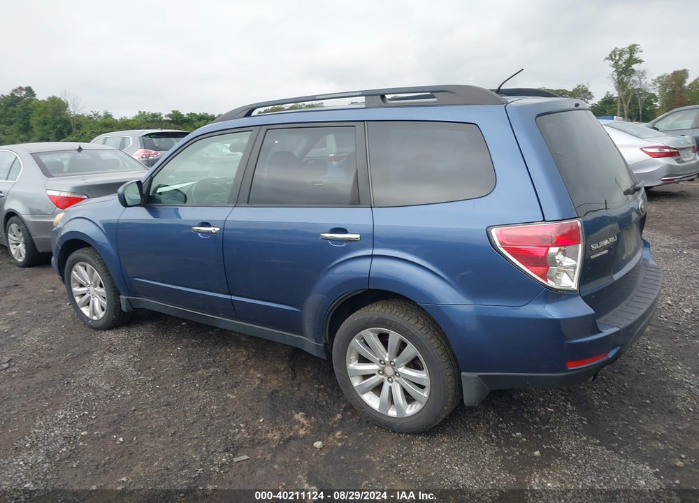2011 SUBARU FORESTER 2.5X PREMIUM VIN: JF2SHADC5BH766341