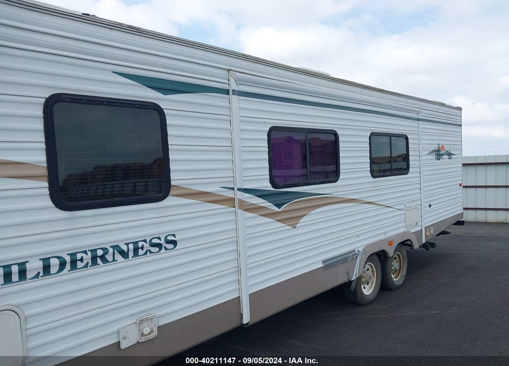 2004 FLEETWOOD WILDERNESS 300BH VIN: 1ED1B302042970366