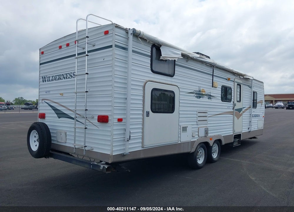 2004 FLEETWOOD WILDERNESS 300BH VIN: 1ED1B302042970366