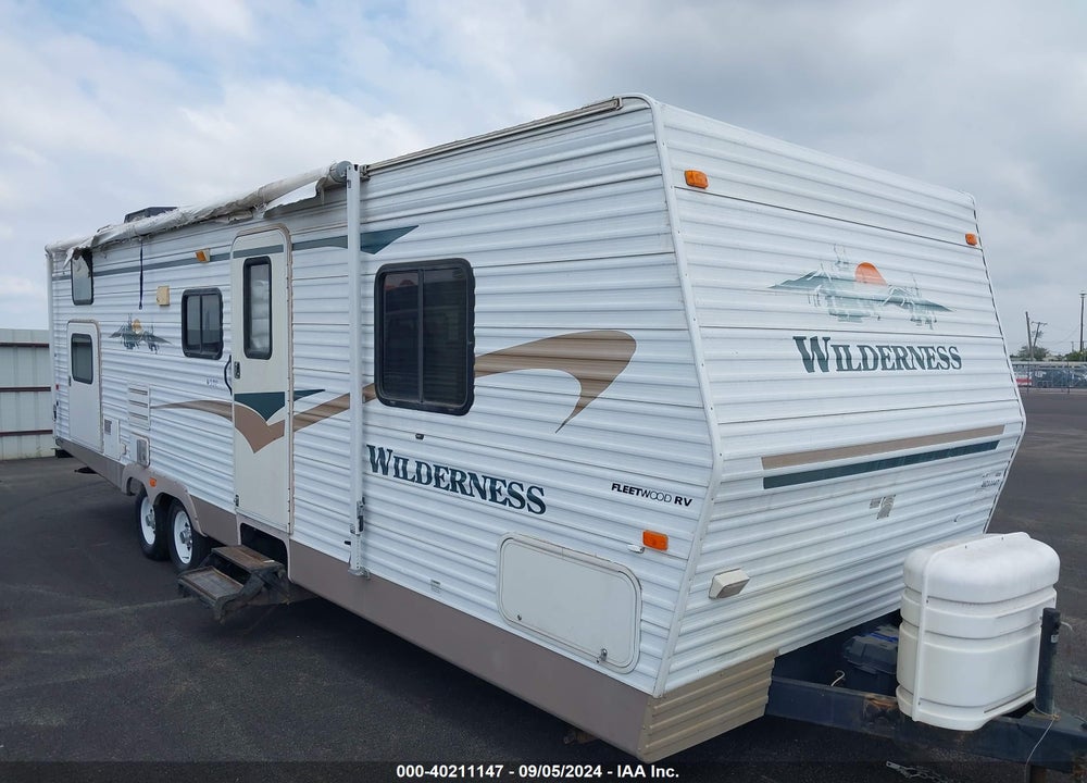 2004 FLEETWOOD WILDERNESS 300BH VIN: 1ED1B302042970366