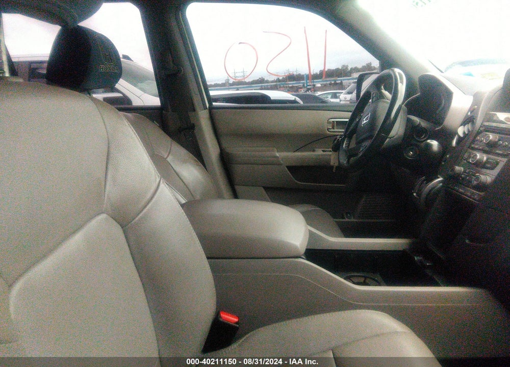 2015 HONDA PILOT EX-L VIN: 5FNYF4H50FB018632