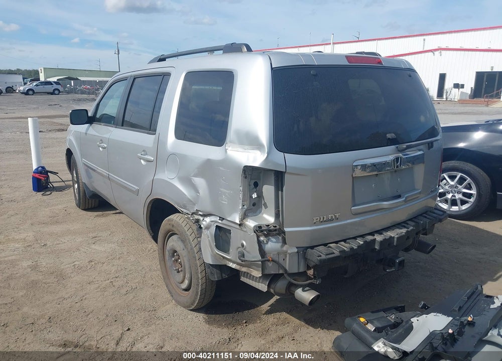 2011 HONDA PILOT EX VIN: 5FNYF4H43BB054882