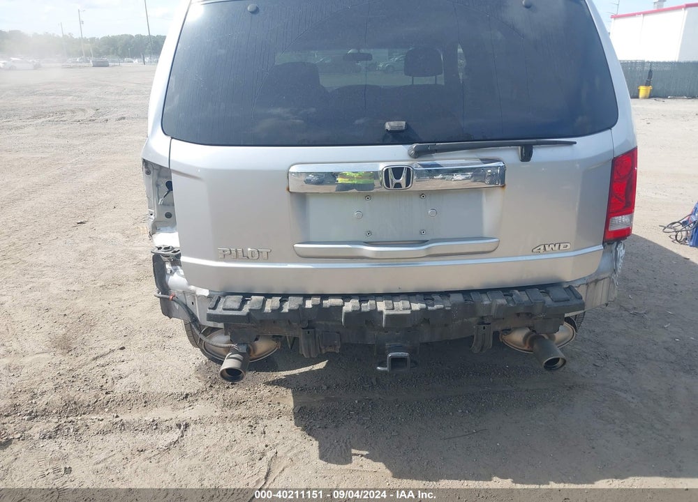 2011 HONDA PILOT EX VIN: 5FNYF4H43BB054882