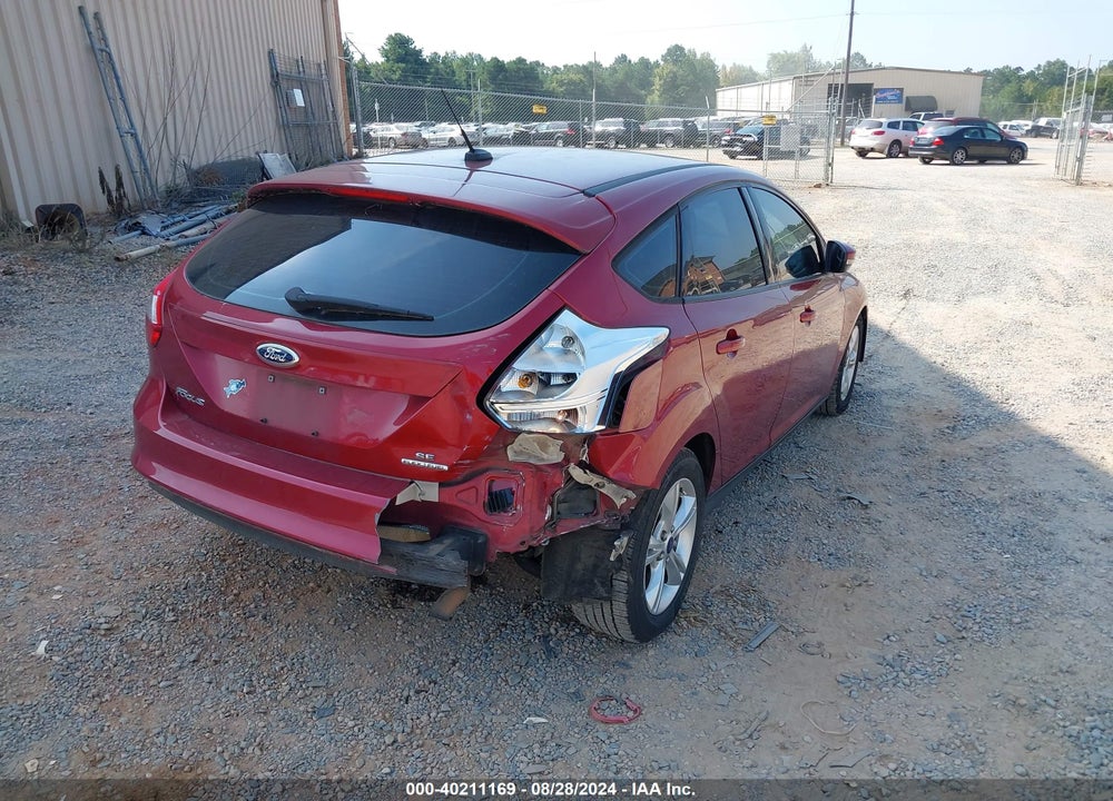 2014 FORD FOCUS SE VIN: 1FADP3K22EL345121