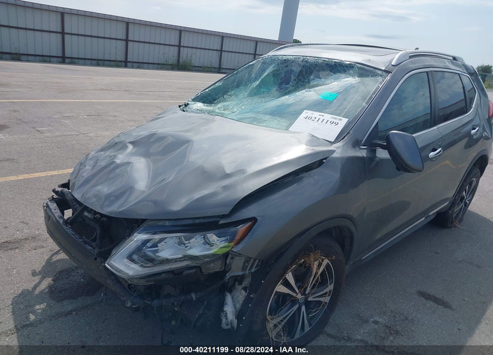 2018 NISSAN ROGUE SL VIN: JN8AT2MV8JW310204