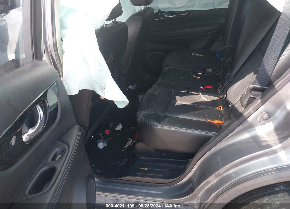 2018 NISSAN ROGUE SL VIN: JN8AT2MV8JW310204
